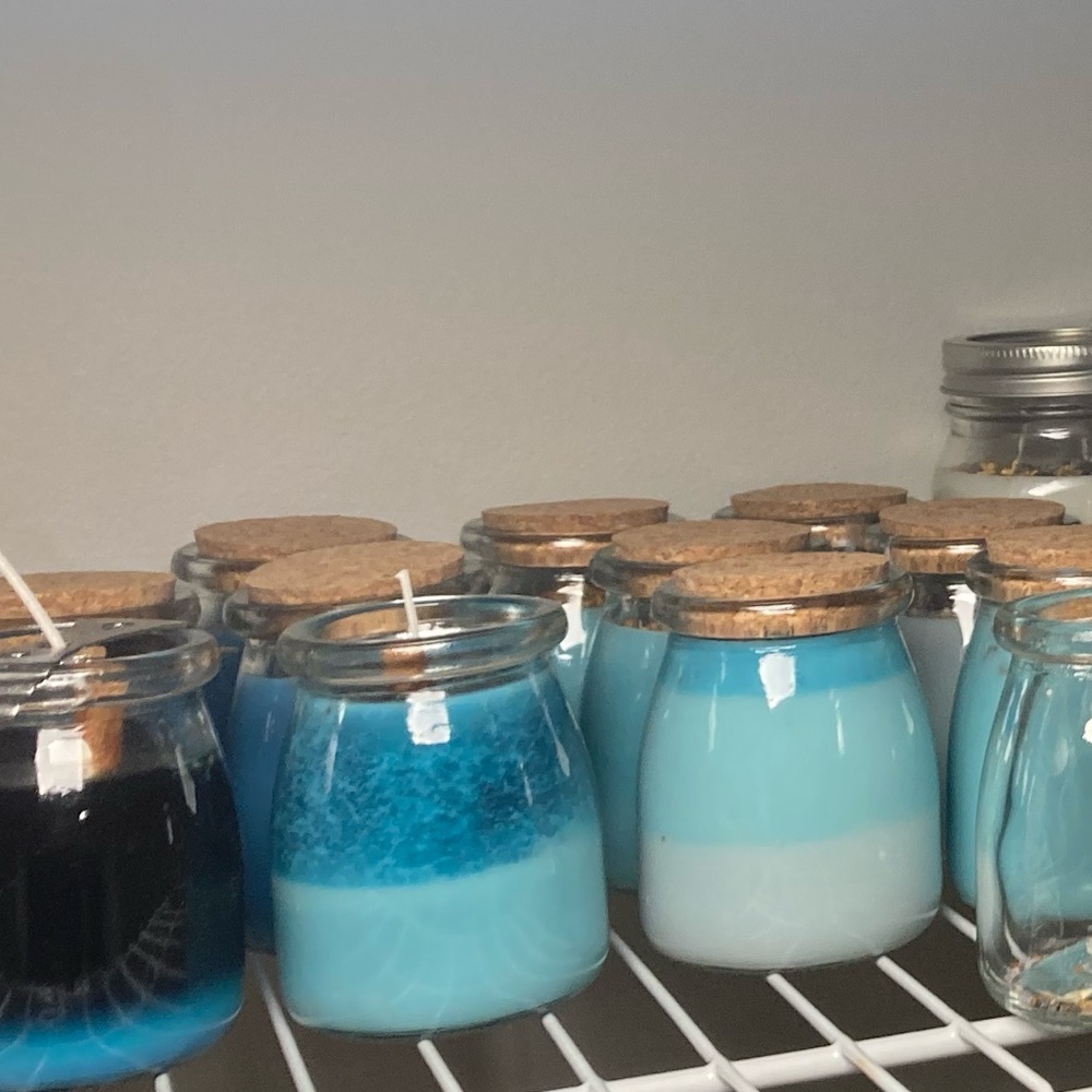 Calming Qualities🌼🌿 (w. soothing scents of lavender, ylang ylang & vetiver)